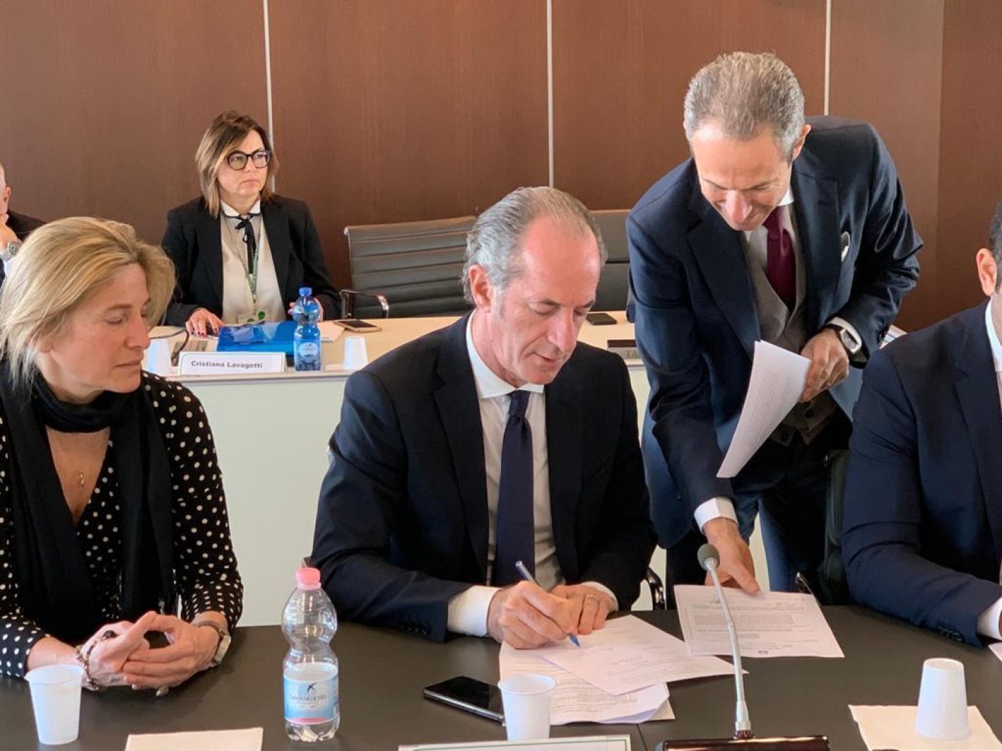 Zaia e Decaro amministratori locali più popolari