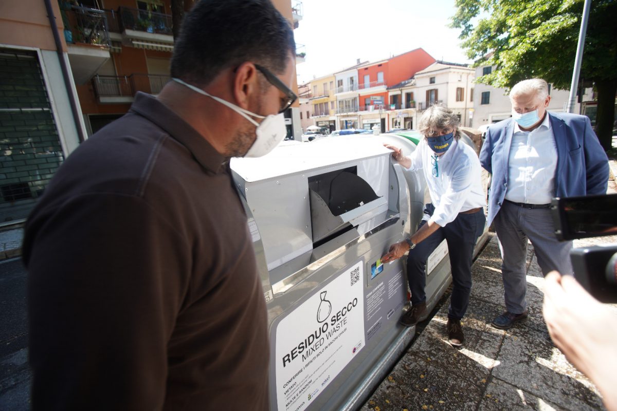 cassonetti intelligenti smart amia