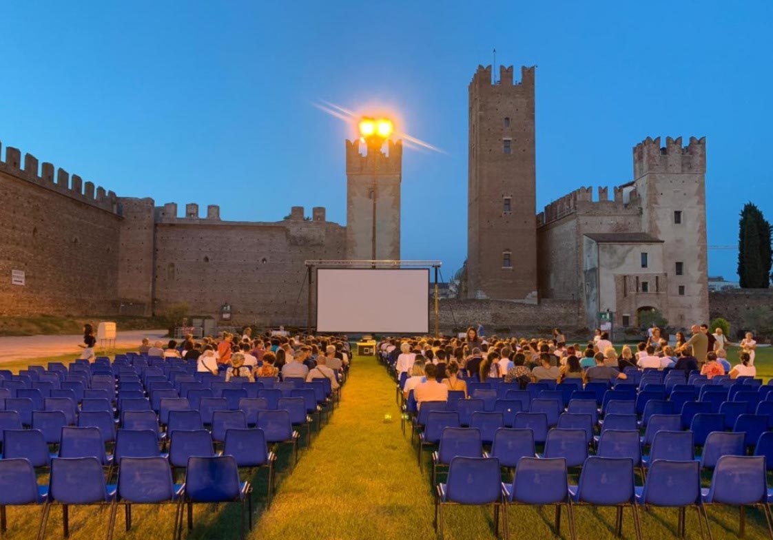 Cinema castello villafranca