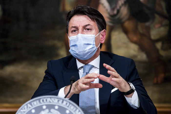 Giuseppe Conte veneto fascia gialla