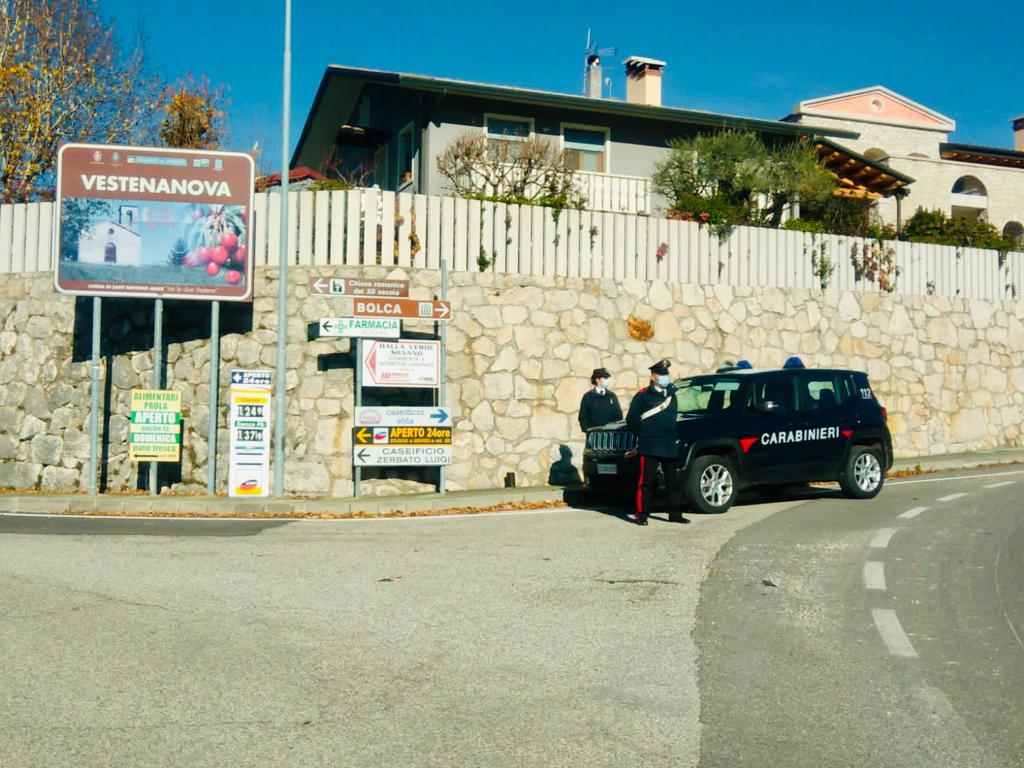 carabinieri evasione domiciliari