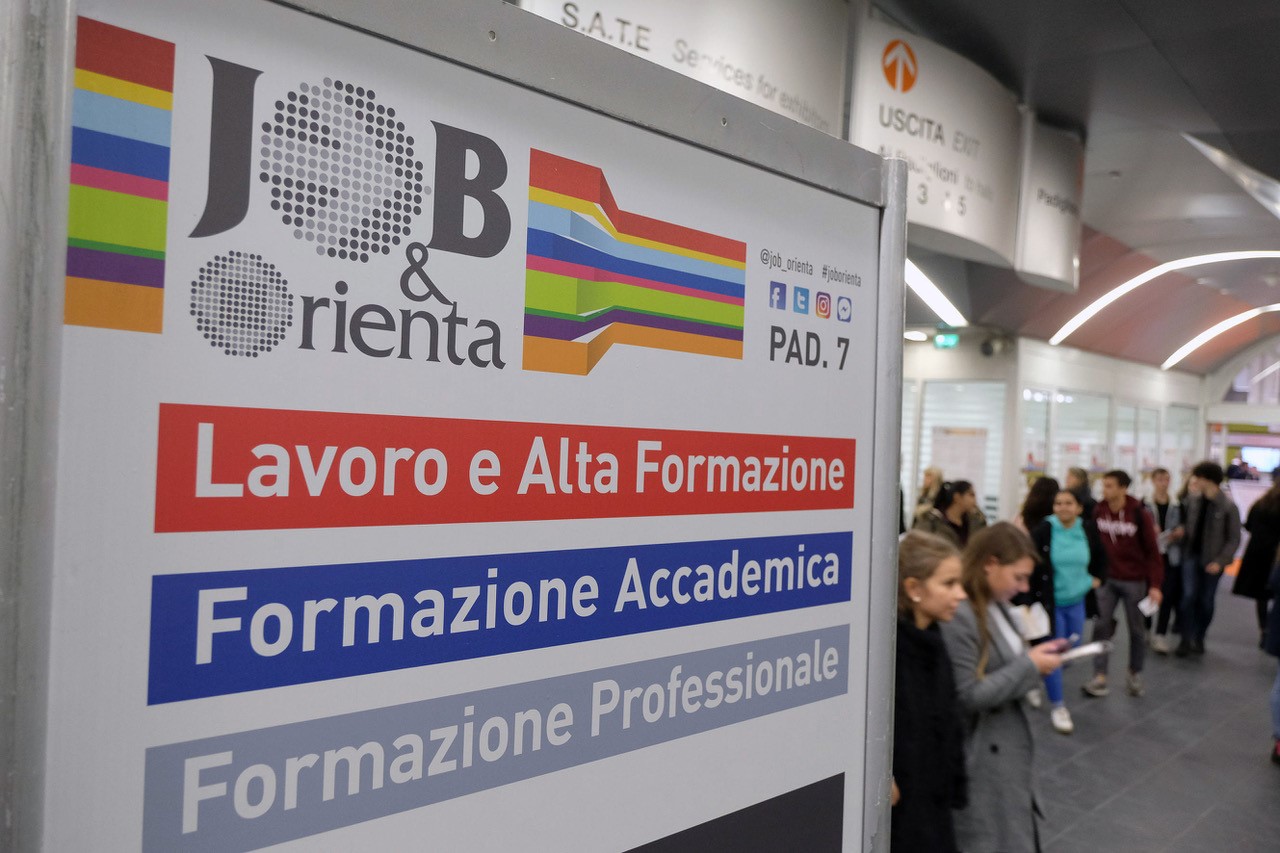 job&orienta padiglioni fiera orientamento veronafiere scuola lavoro