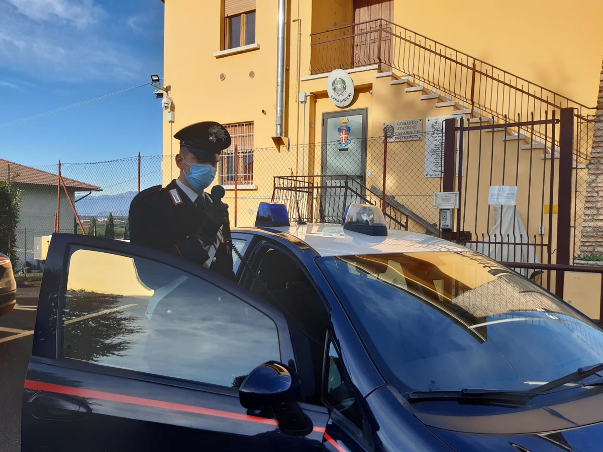 pastrengo carabinieri carta di credito clonata