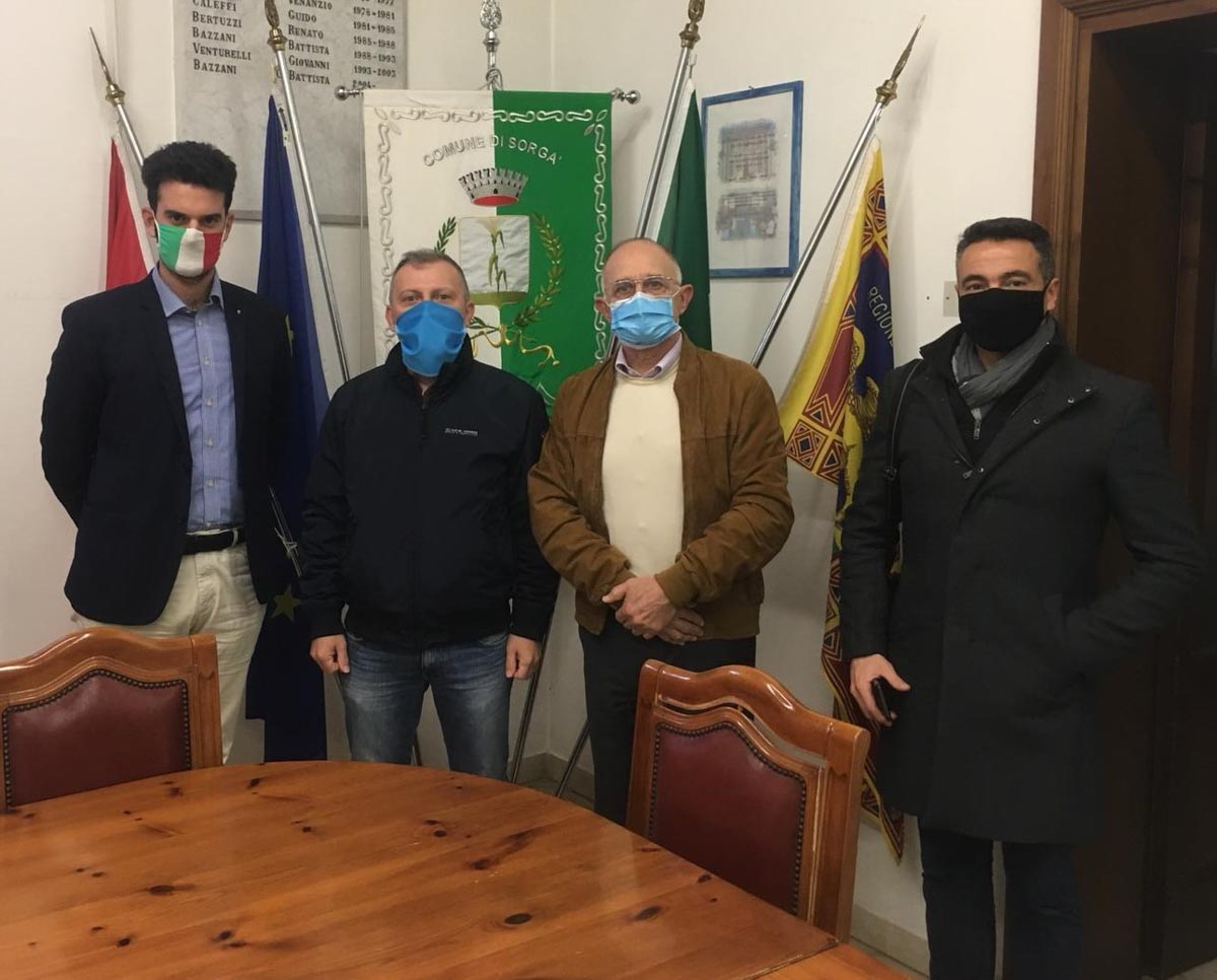 Giovani confagricoltura contrari a car fluff a Sorgà - Da sx Ferrarese, Nuvolari, Montarini e Michele Barini comitato no discarica