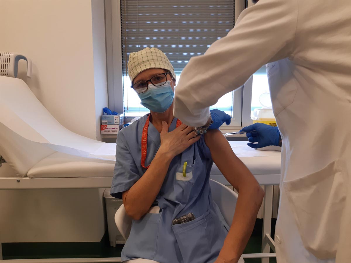 Ospedale di Villafranca-Vax Day-vaccino-vaccinazione-Daniela Bossoli, infermiera