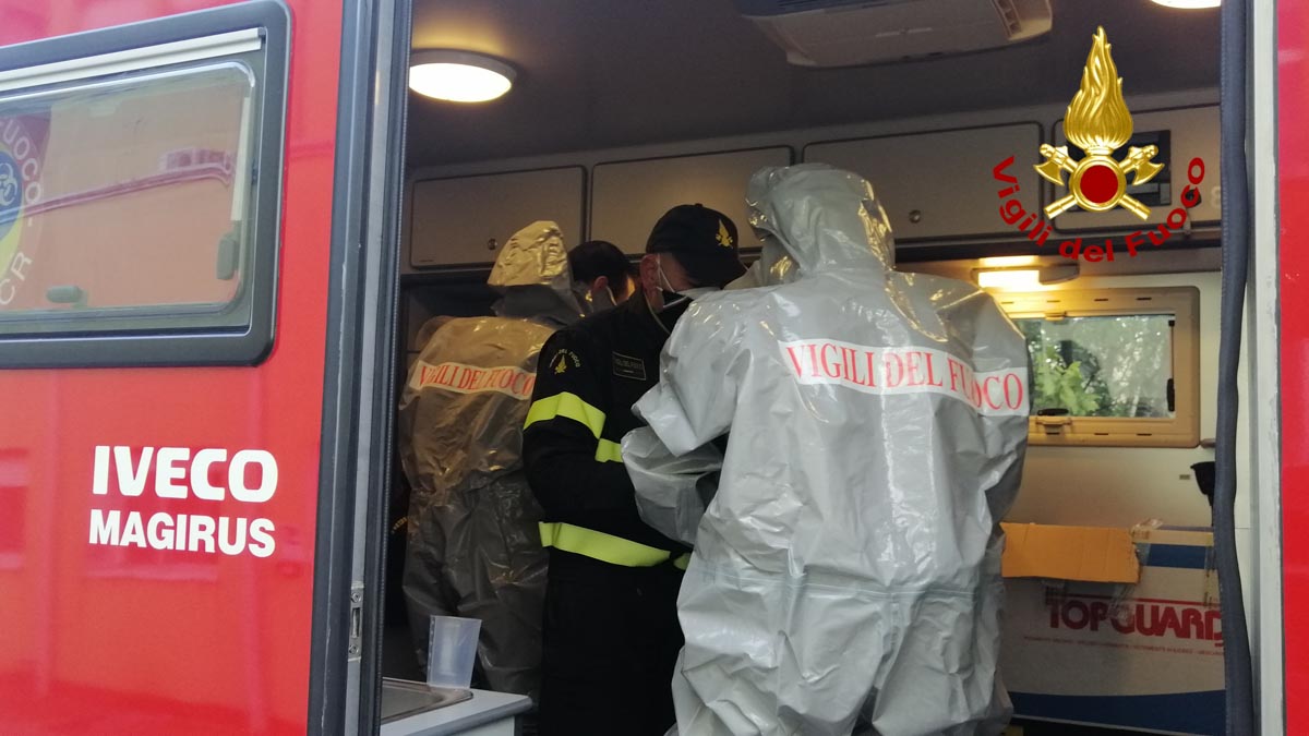 Sanificazione - Casa di riposo Domenico Cardo - Cologna Veneta - Vigili del Fuoco