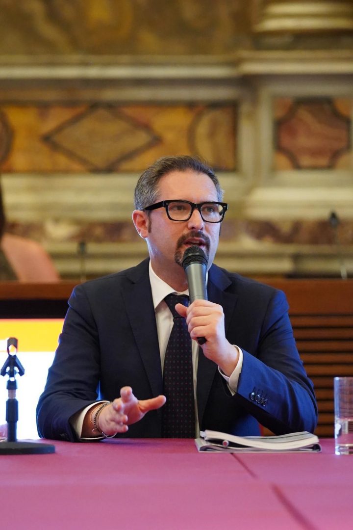 Il presidente e fondatore di Verona Domani e coordinatore del gruppo consiliare Battiti per Verona Domani, Matteo Gasparato.