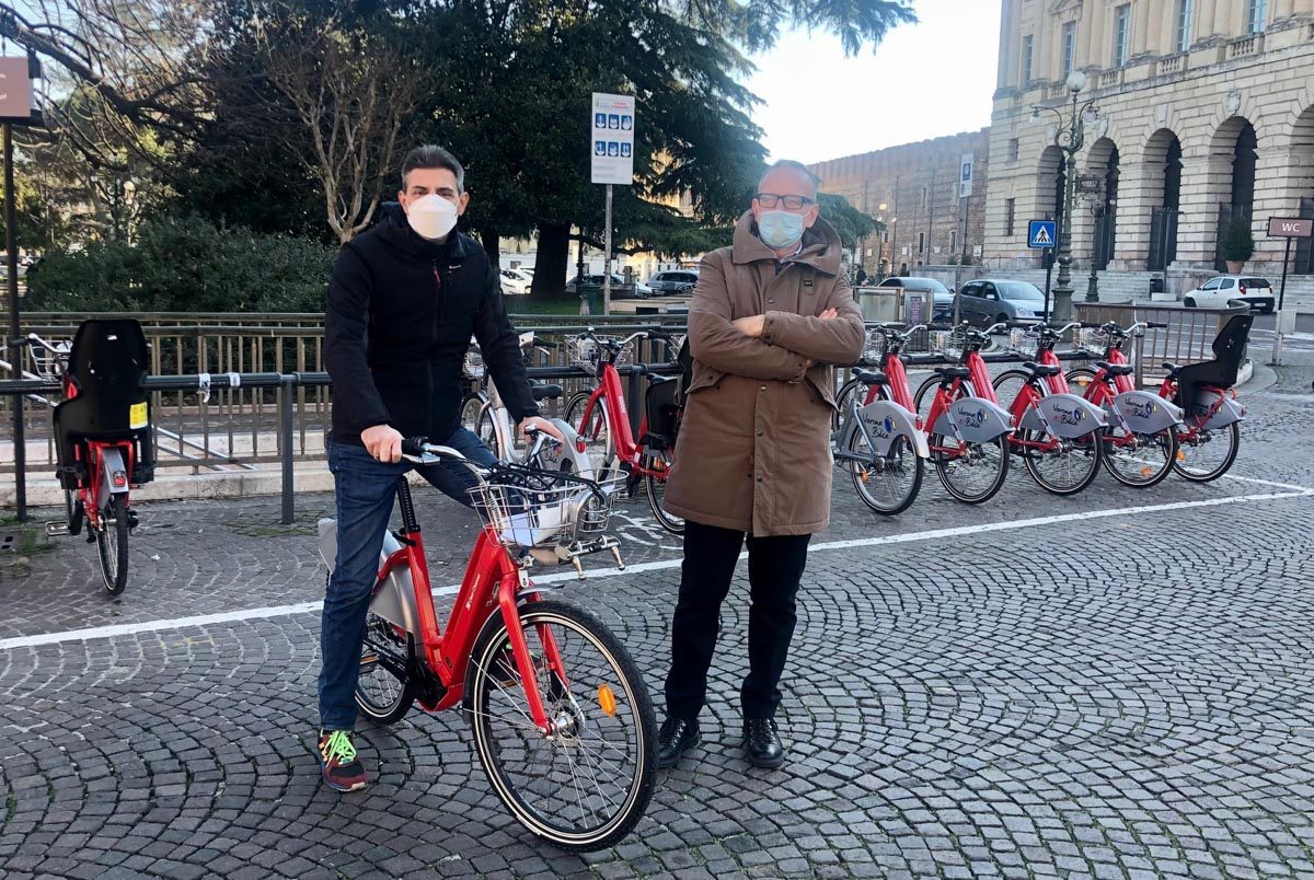 Presentazione nuove bici elettriche del bike sharing di Verona