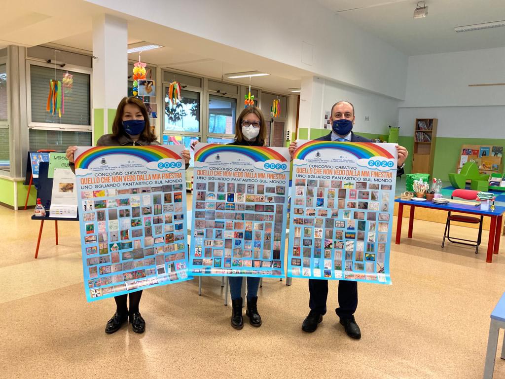 Castelnuovo del Garda - manifesti disegni bambini durante il lockdown - il momento della consegna