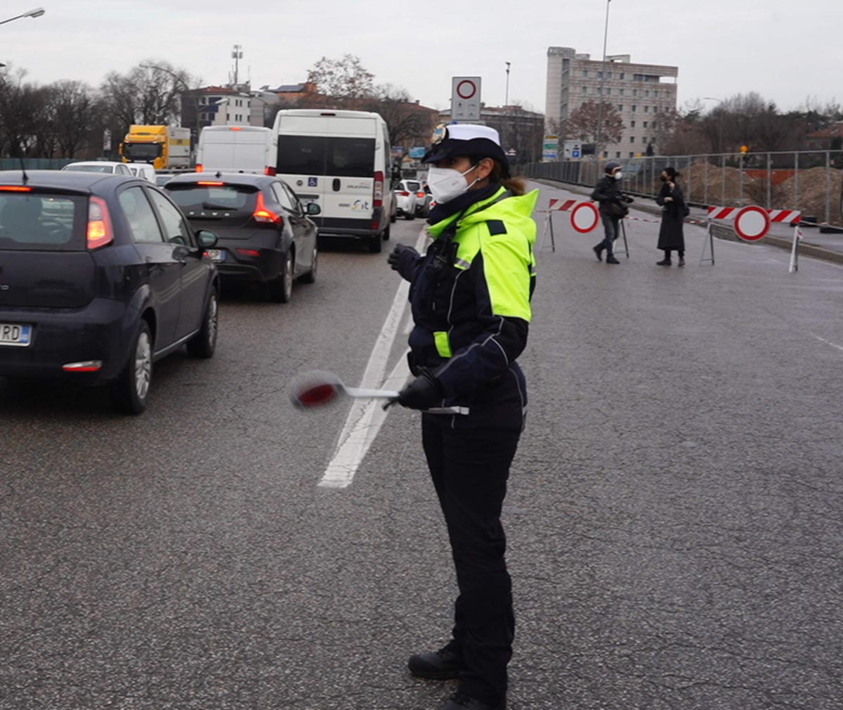 Ordigno bellico bomba via città di nimes - traffico in circonvallazione 