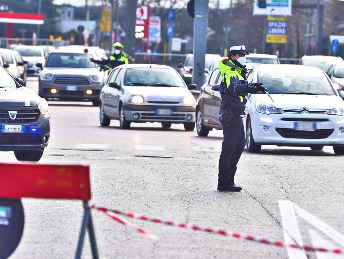 Ordigno bellico bomba via città di nimes - traffico in circonvallazione
