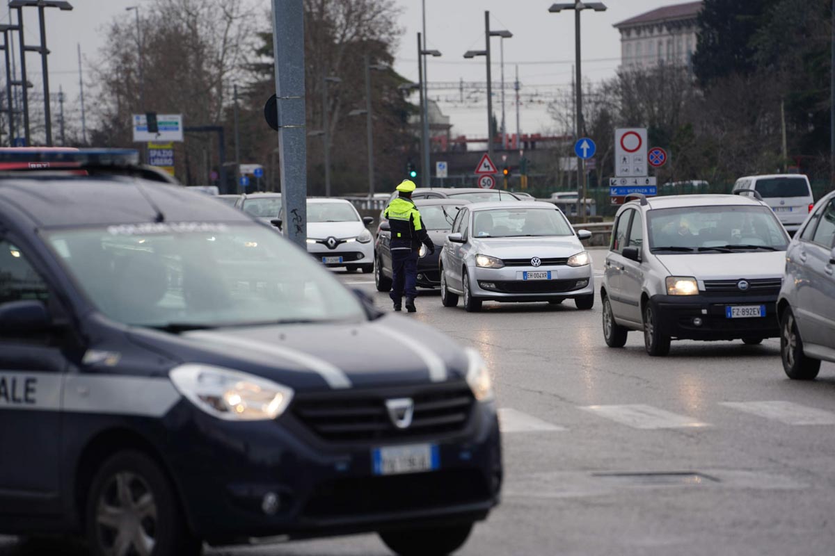 traffico in circonvallazione verona
