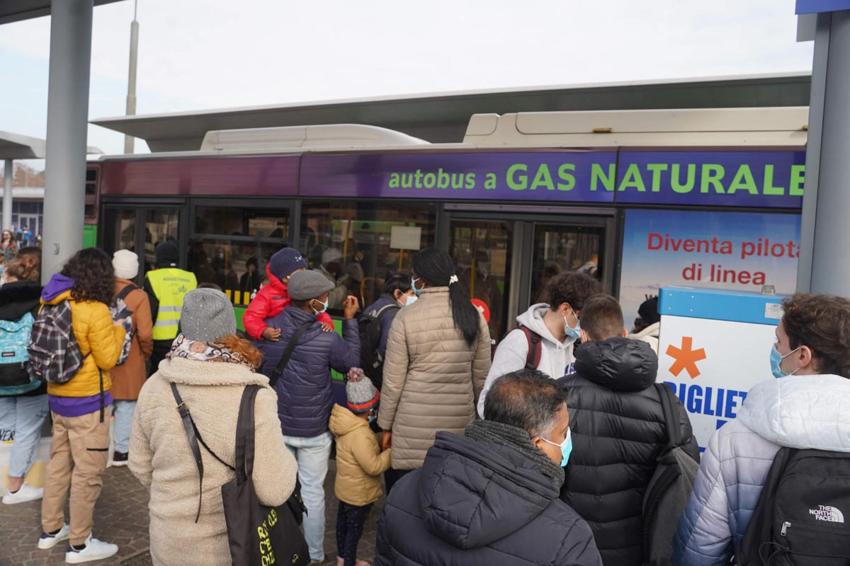 Rientro a scuola - Stazione Porta Nuova - autobus Atv