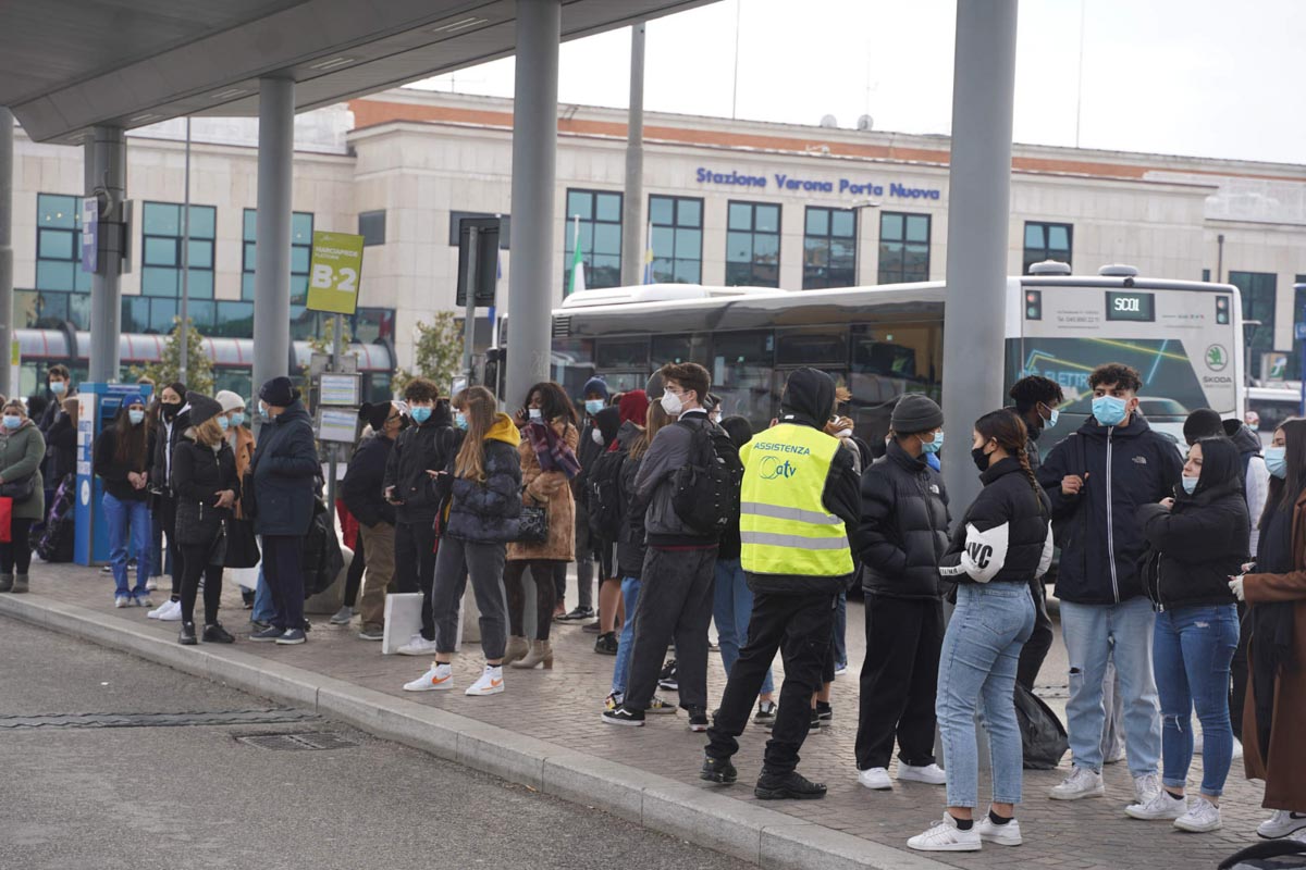 Rientro a scuola - Stazione Porta Nuova - autobus Atv