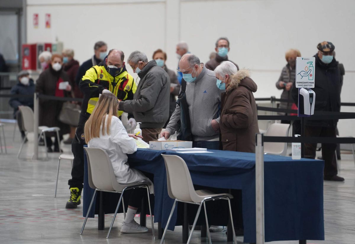 Vaccinazione vaccino Covid in Fiera a Verona