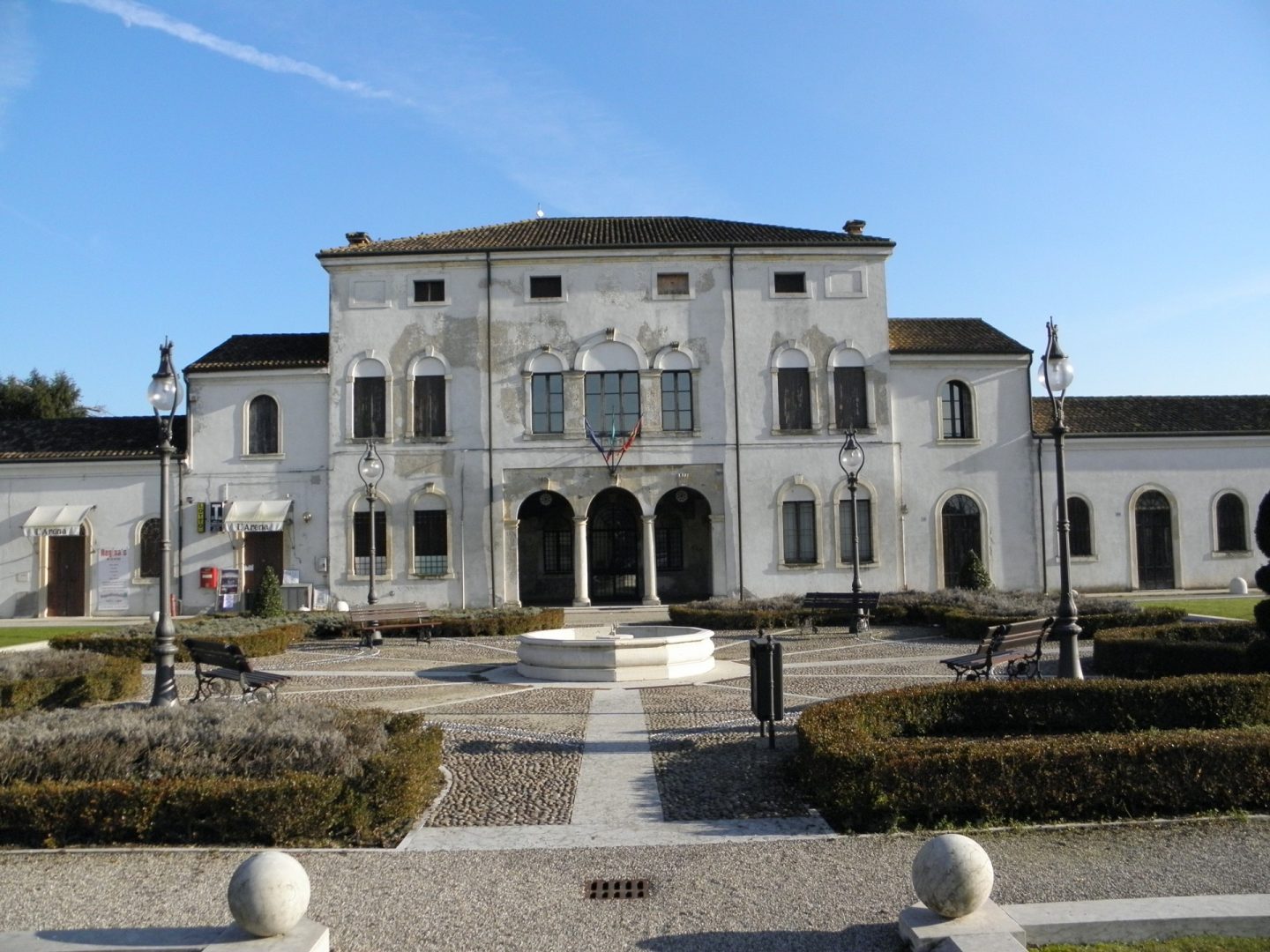 Villa_Verità_(San_Pietro_di_Morubio)_02