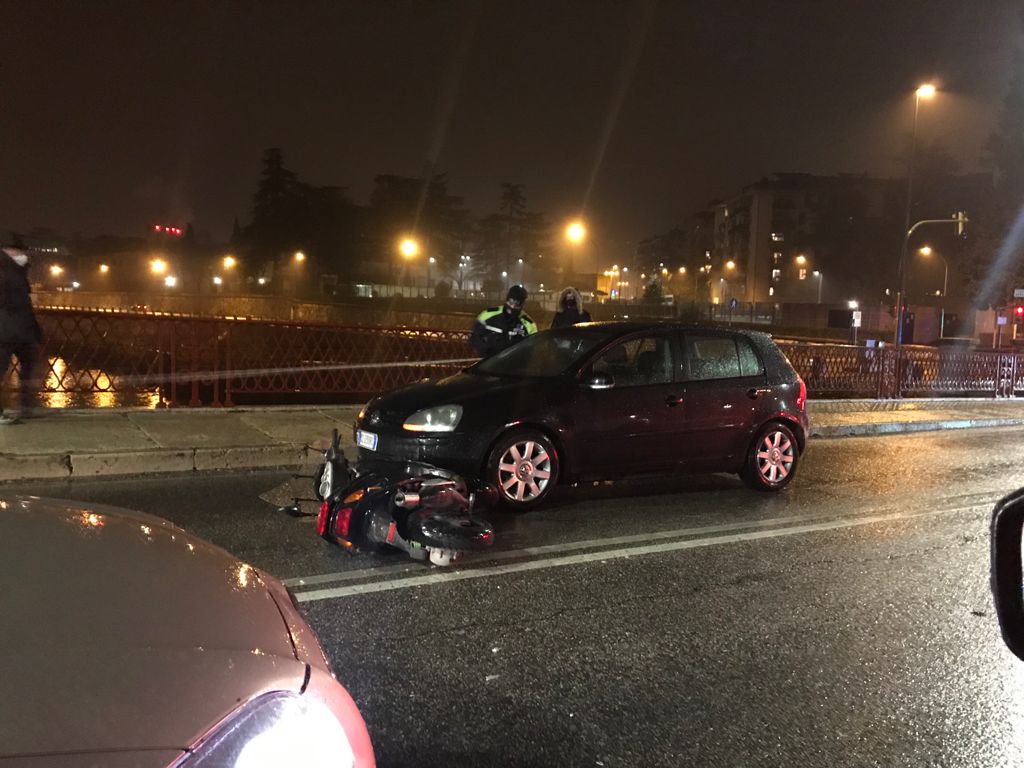 Incidente su ponte Catena, domenica 7 febbraio 2021 a Verona
