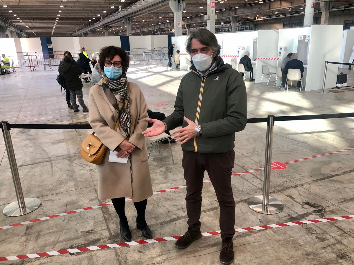 Oggi sopralluogo del sindaco di Verona e dell'Ulss 9 al punto vaccini in Fiera a Verona, in foto Denise Signorelli e Federico Sboarina