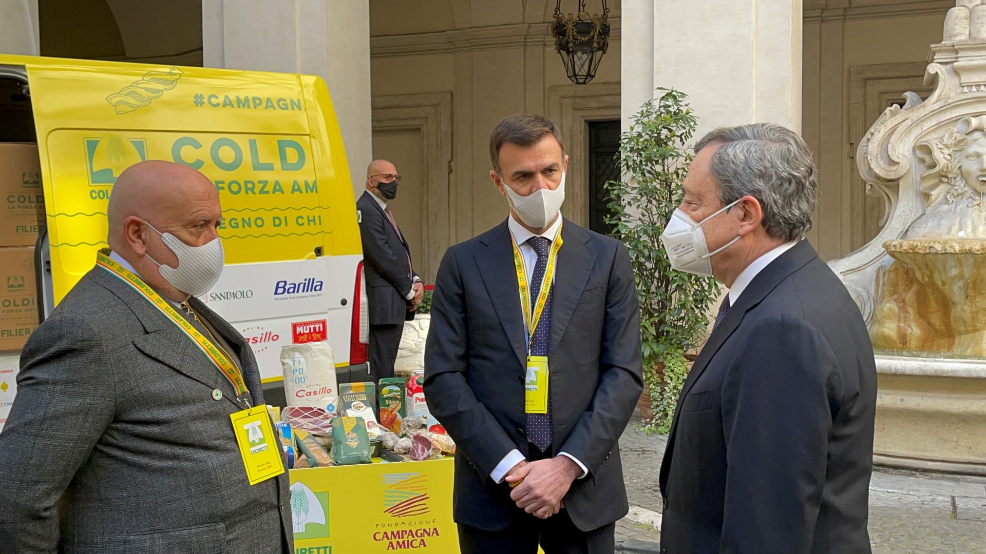 coldiretti Presidente del Consiglio Draghi con Prandini e Gesmundo