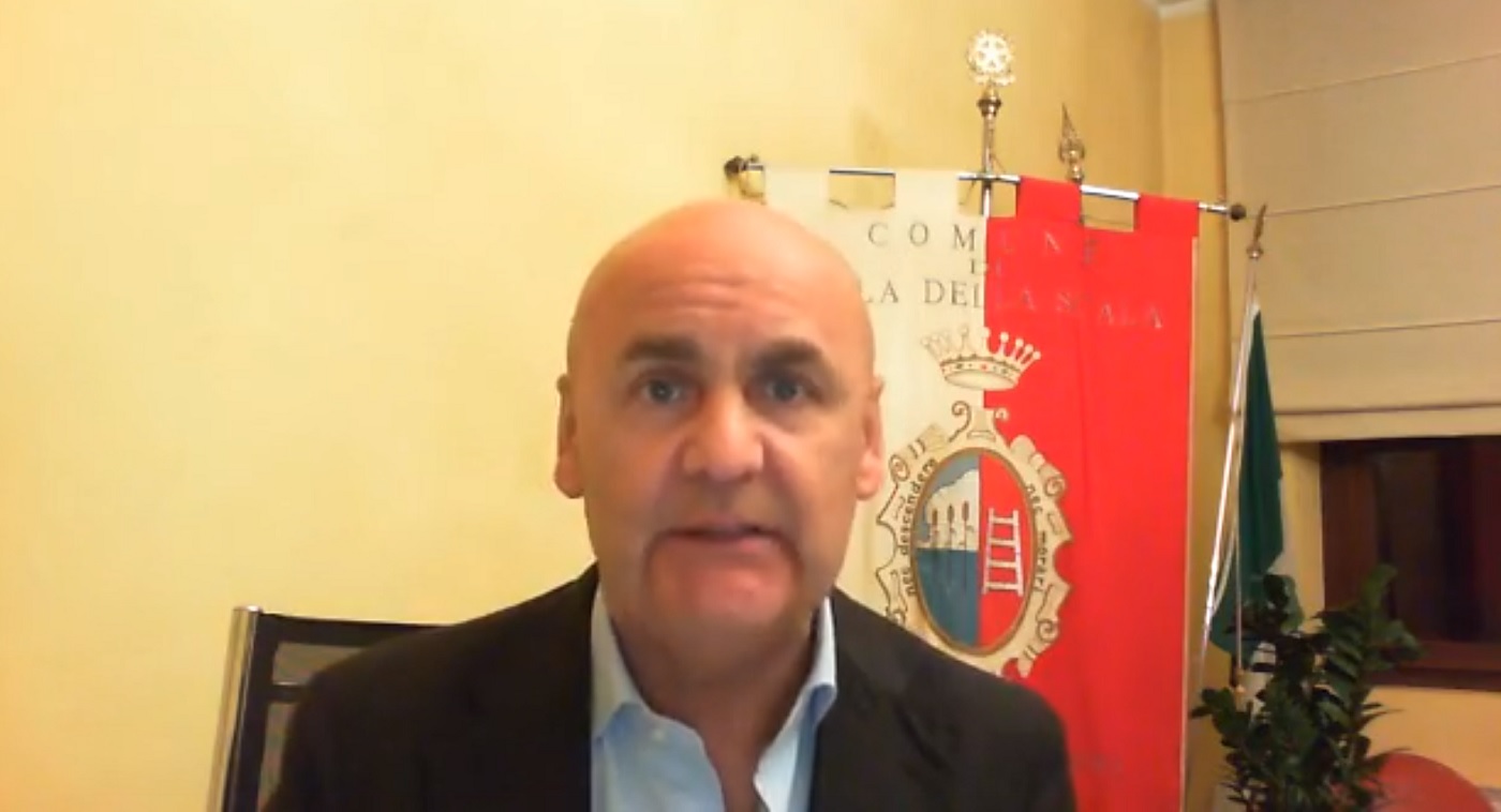 Stefano Canazza, sindaco - Vaccini a Isola della Scala Palariso