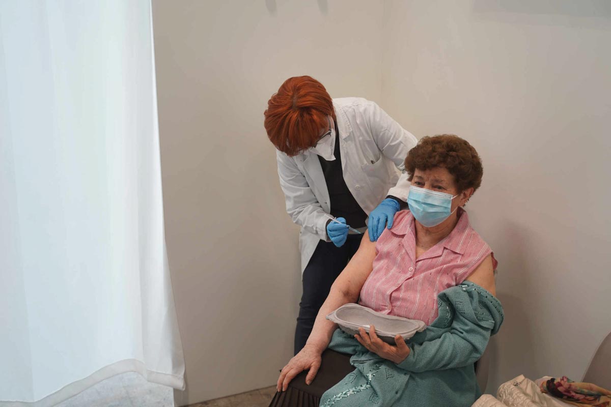 Vaccini in fiera a Verona