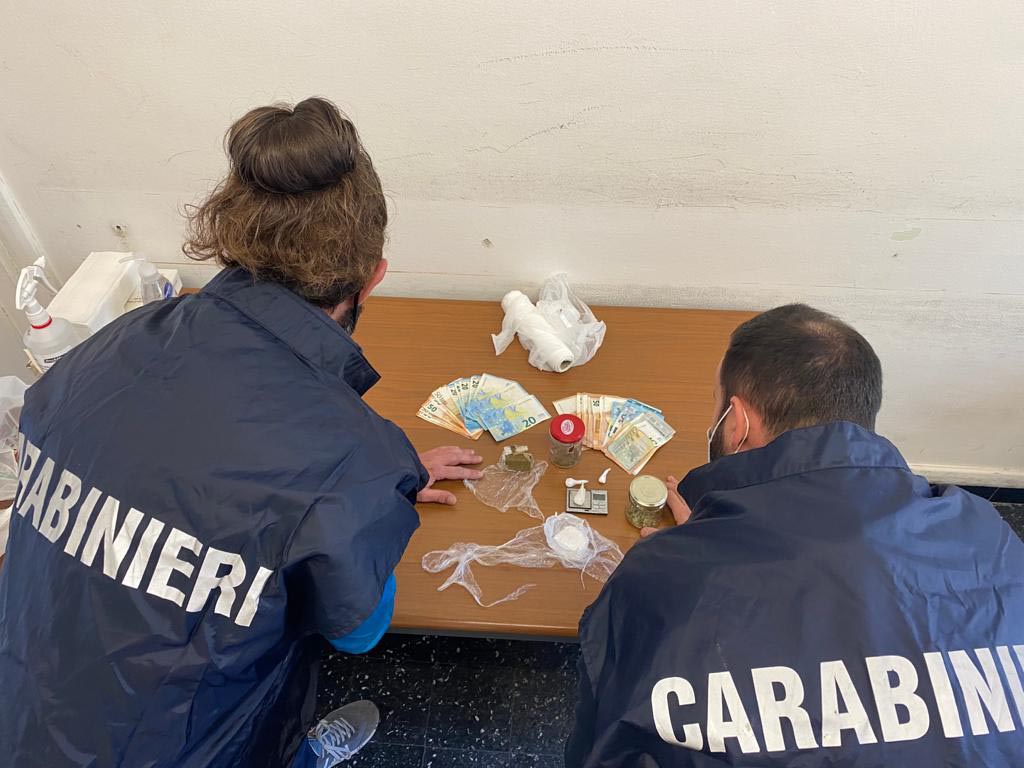 Carabinieri via Unità d'Italia San Michele Extra droga