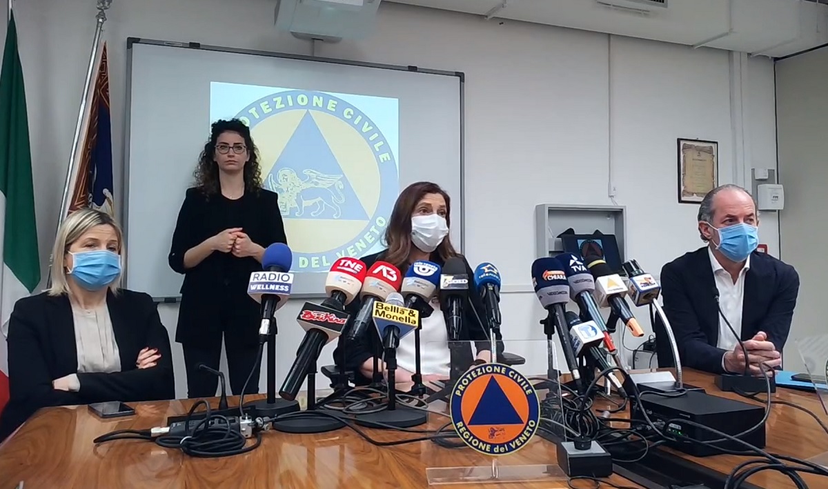 Anticorpi monoclonali Evelina Tacconelli