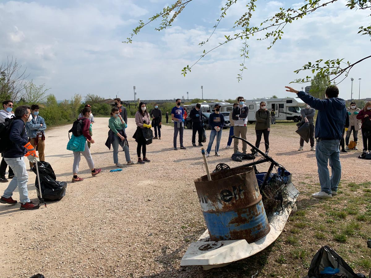 La pulizia alla Spianà organizzata domenica 18 aprile 2021 da Traguardi