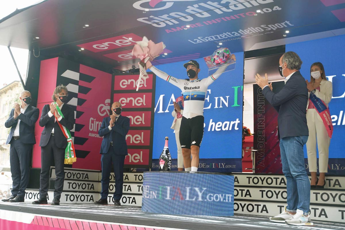 Giacomo Nizzolo sul podio di Verona