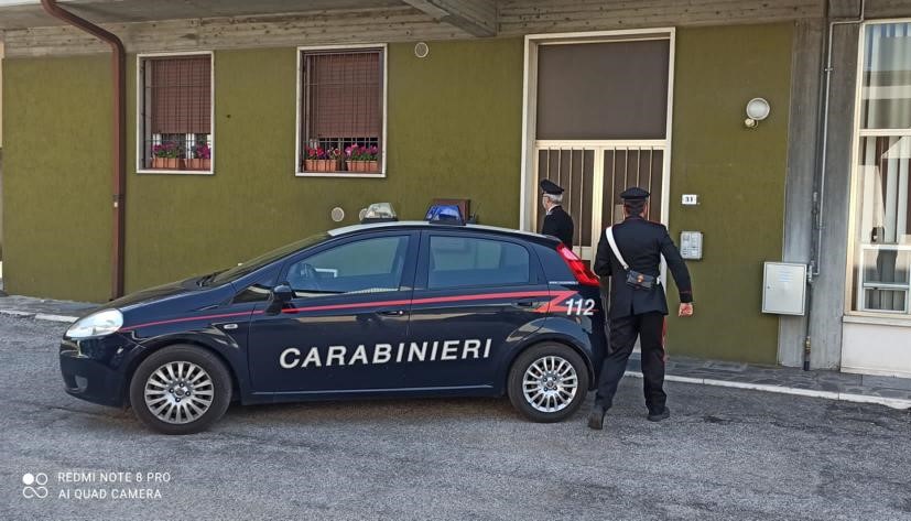 Carabinieri - Bussolengo - casa d'appuntamenti prostituzione