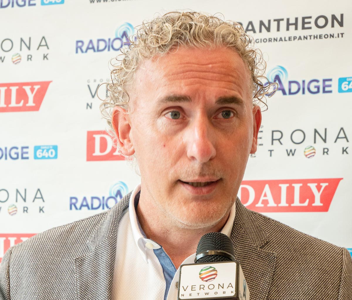 Il sindaco di San Giovanni Ilarione Luciano Marcazzan agli Stati generali della Lessinia