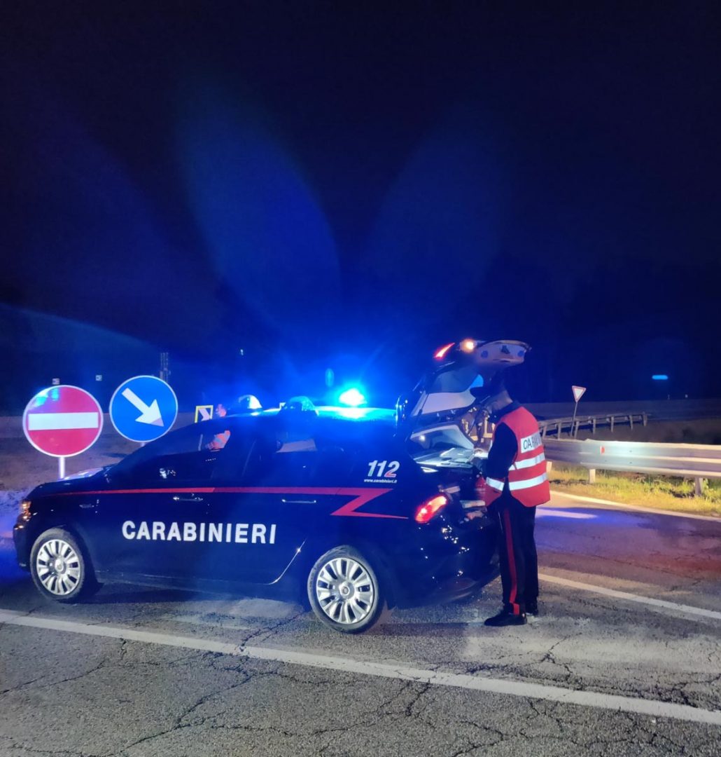 Carabinieri Lazise aggressione