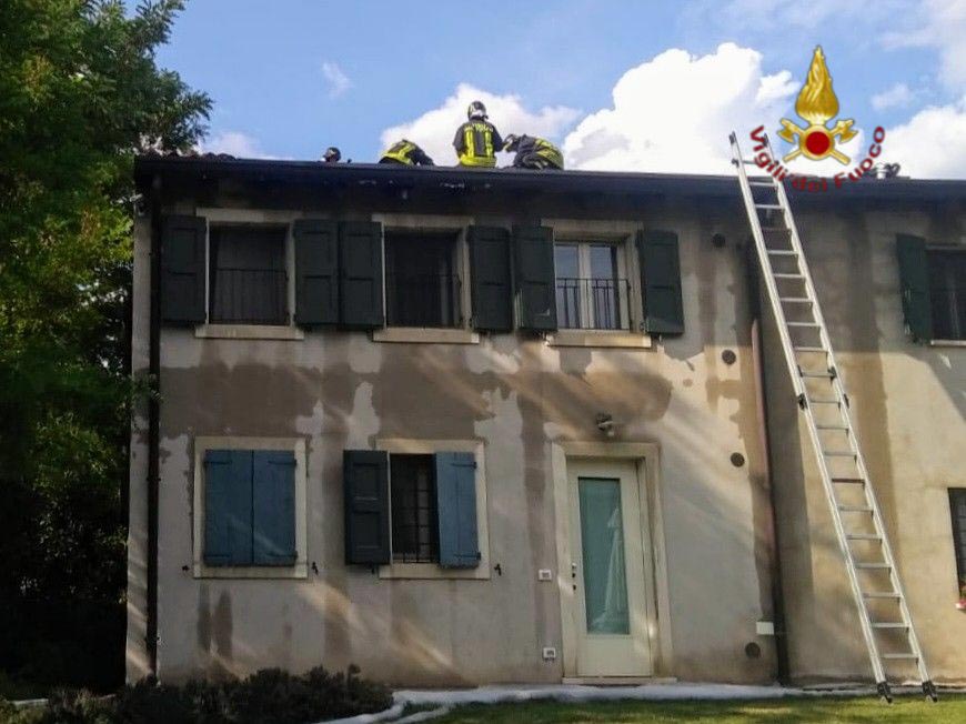 Incendio agriturismo Novaglie - Vigili del Fuoco