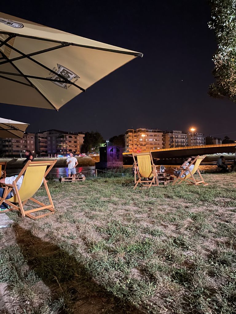 La spiaggetta di Porta Fura di sera