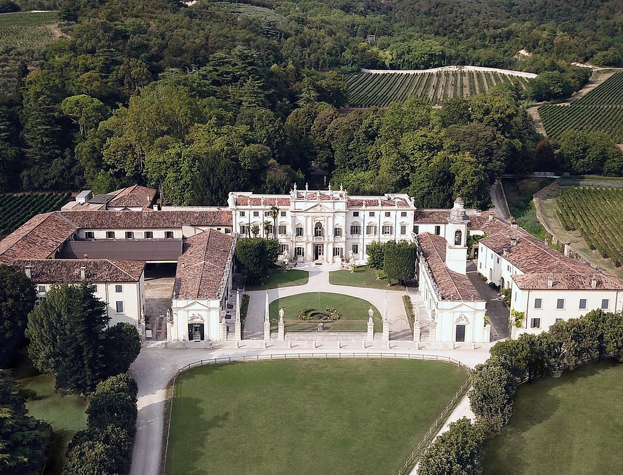 Villa Mosconi Bertani