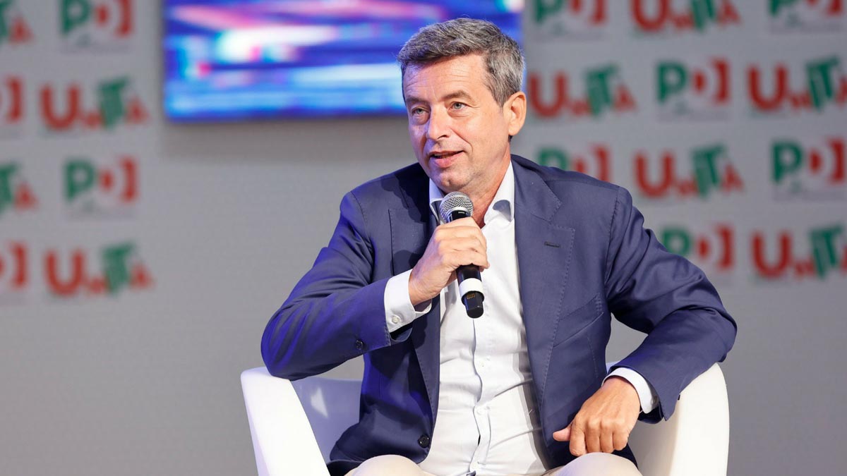 Il Ministro Andrea Orlando stasera a Verona - Foto pagina Facebook Andrea Orlando