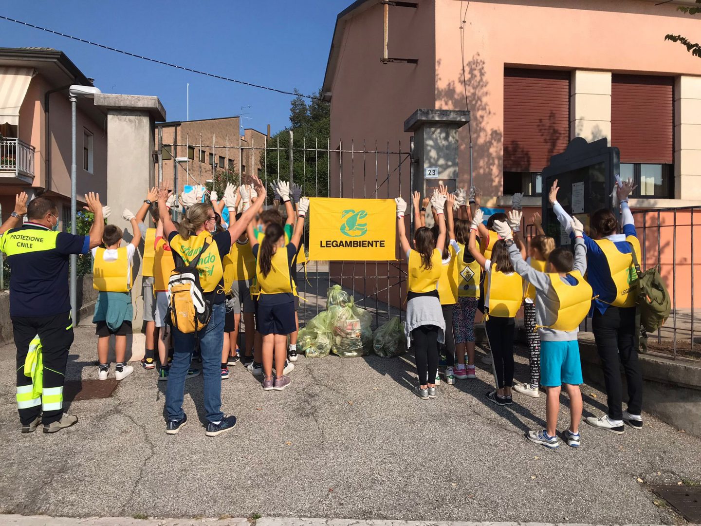 puliamo il mondo sommacampagna