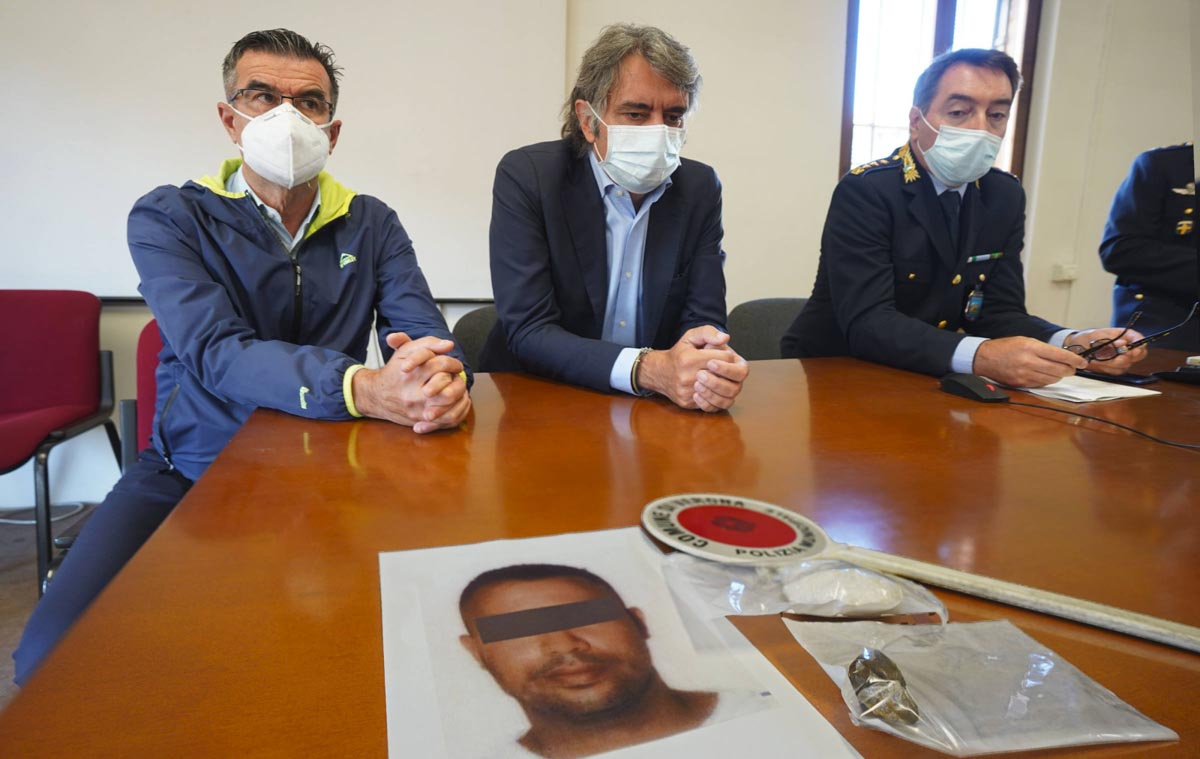 Conferenza arresto spaccio via Pisano Verona