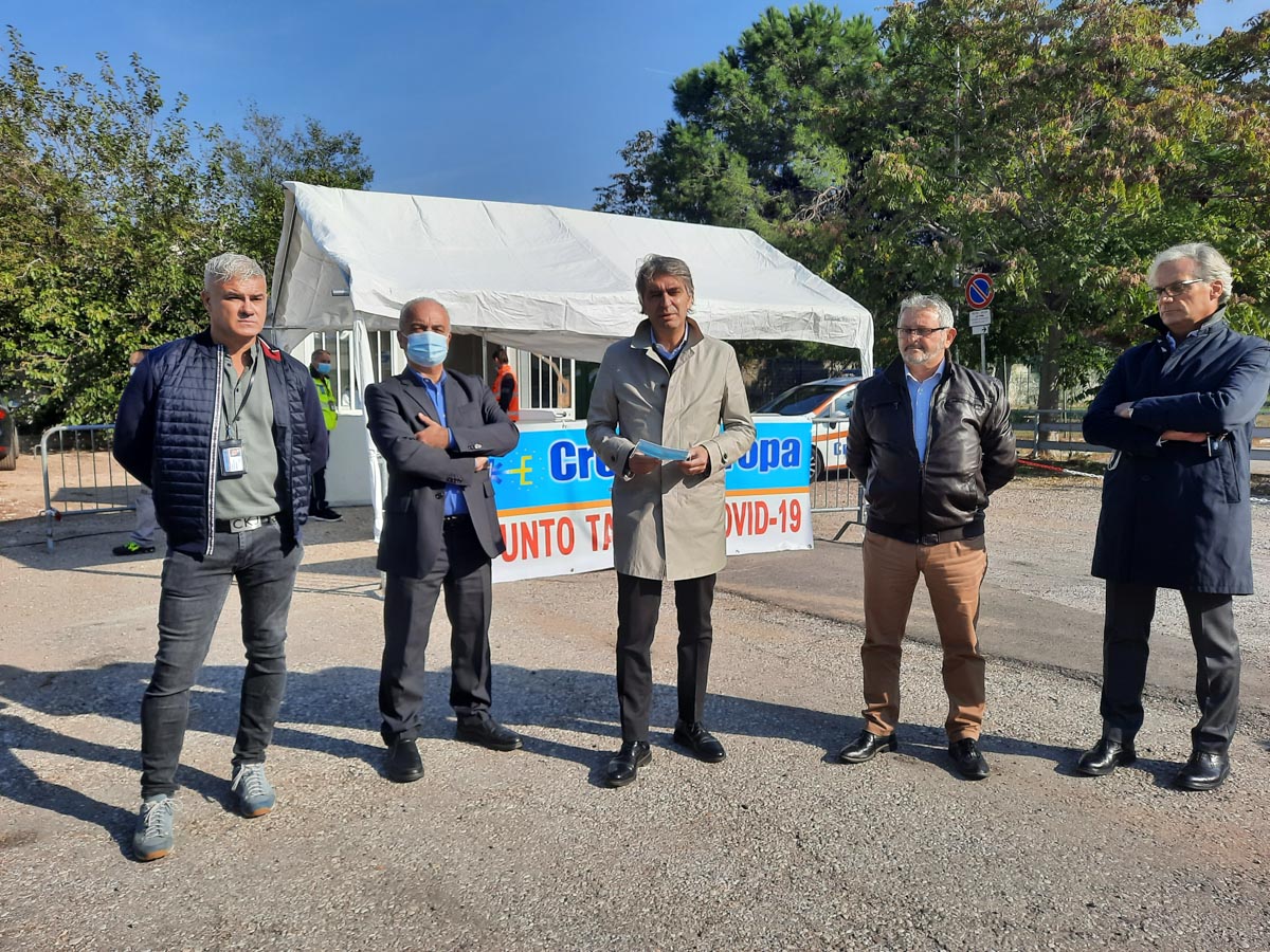 tamponi drive-in a Verona in via Pasteur