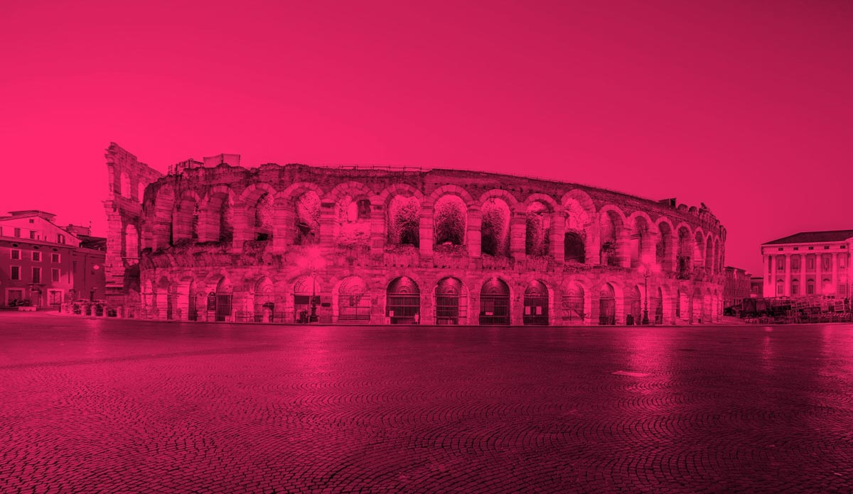 arrivo del giro d'italia 2022 Verona Arena
