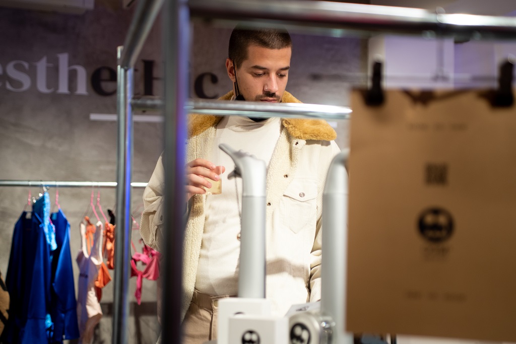 Room, spazio di condivisione di Moodart