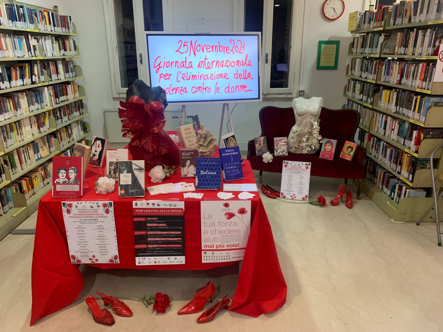 Corpi di Carta Legnago Biblioteca Fioroni Giornata contro la violenza sulle donne