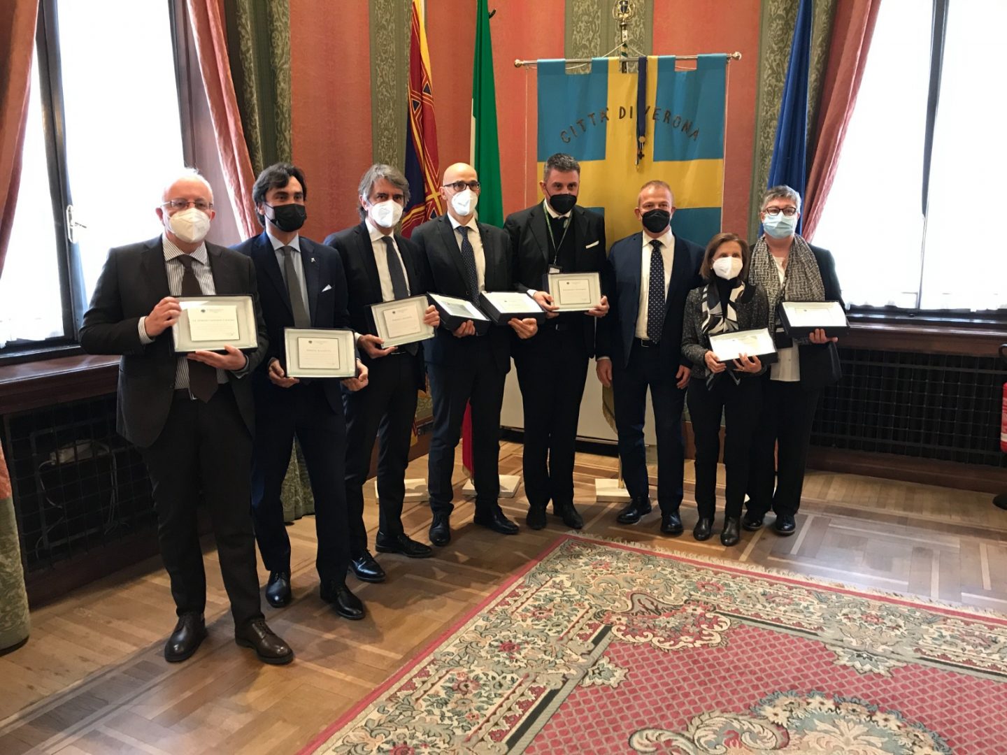 I premiati da Confcommercio in Sala Arazzi