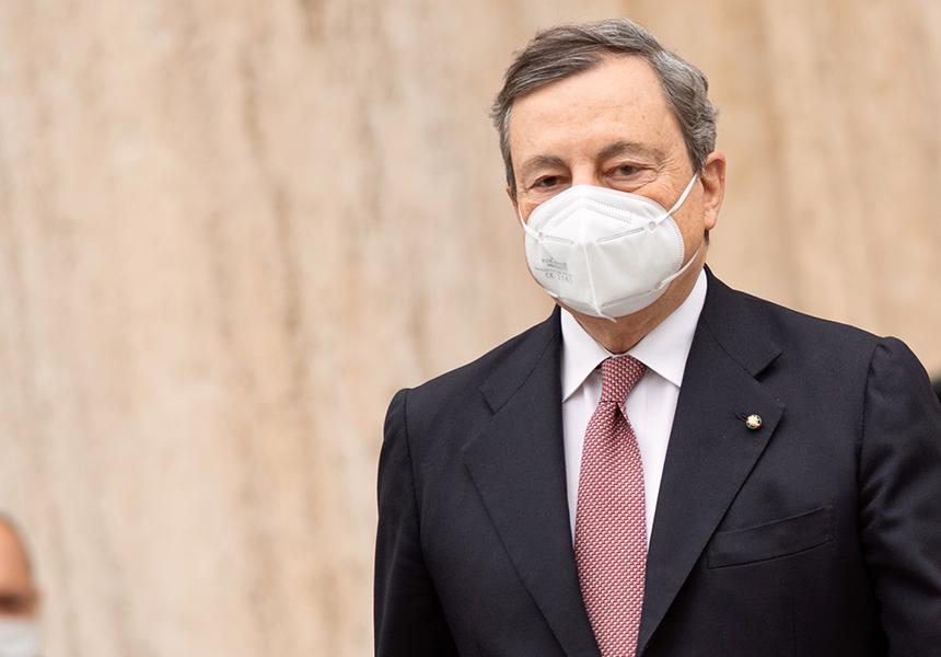 Mario Draghi green pass nuove misure anti covid quarantene ridotte