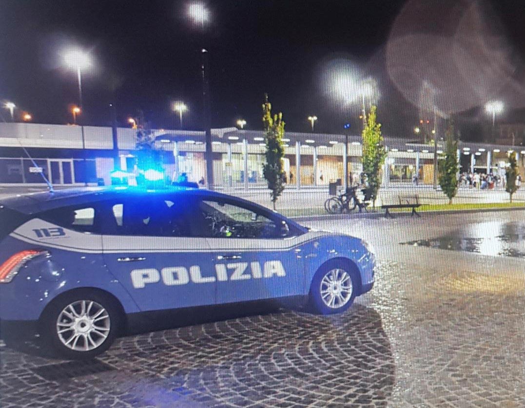 Polizia - Rissa piazzale stazione verona porta nuova