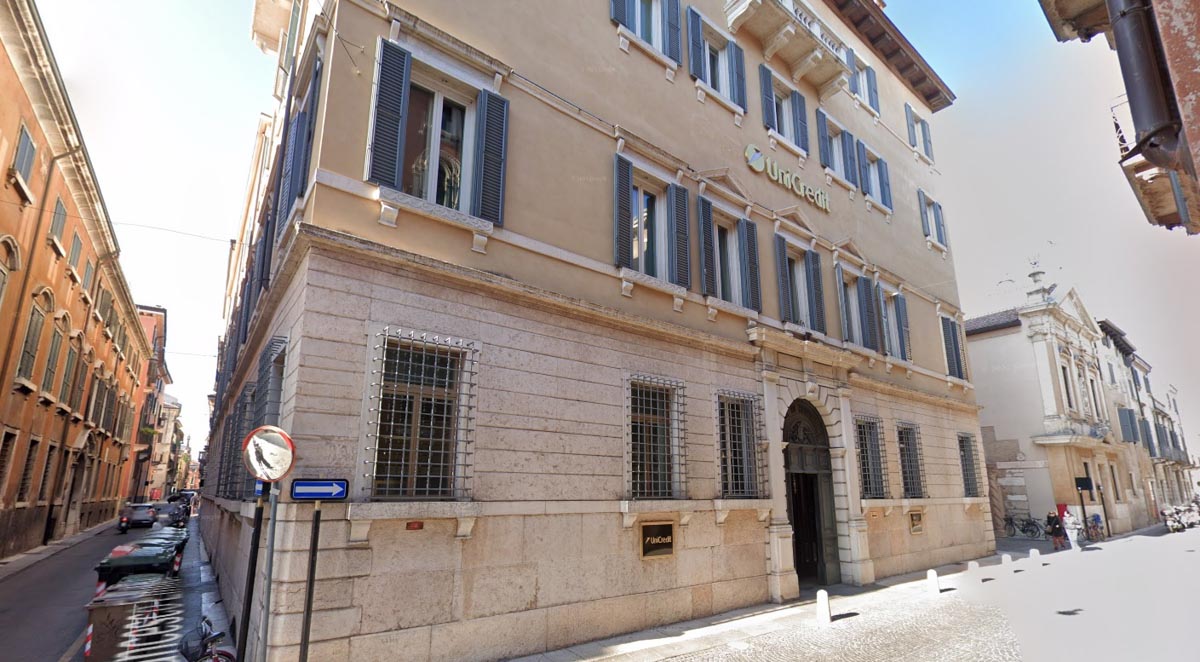 via Garibaldi ex unicredit piano folin