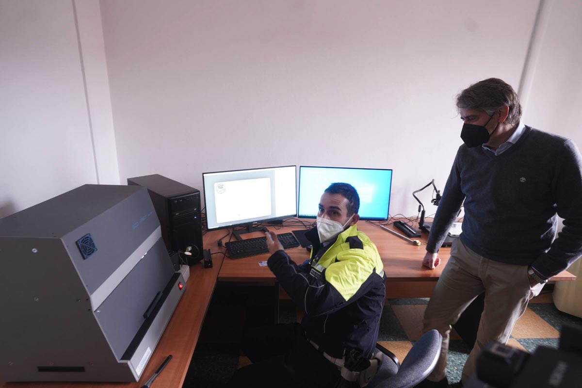 Documenti falsi Polizia locale Verona