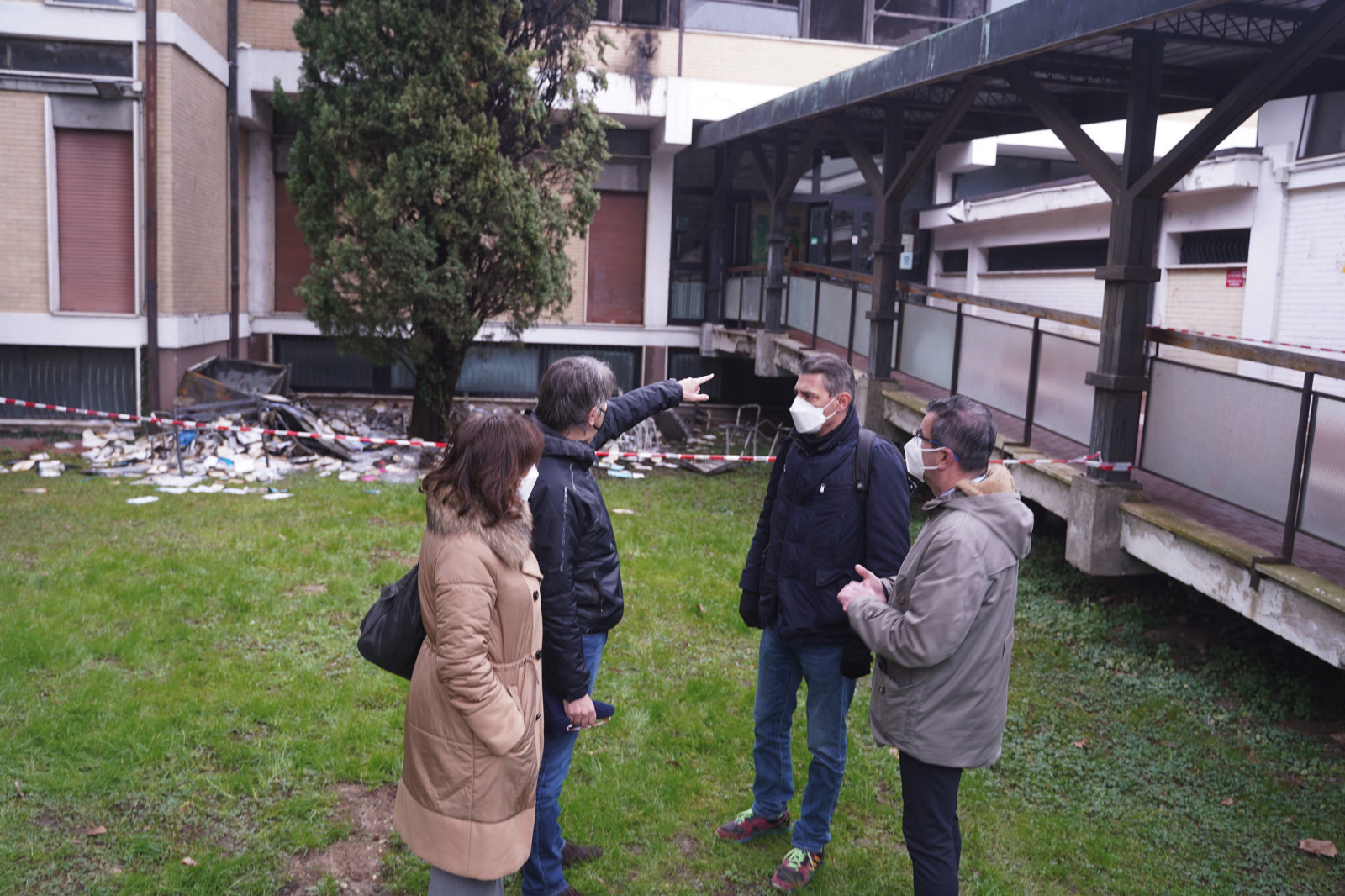 incendio scuola alighieri