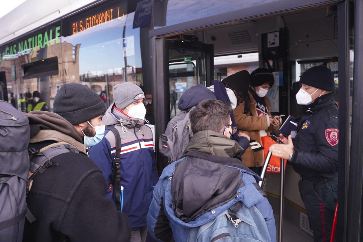 controlli green pass bus autobus Atv Verona
