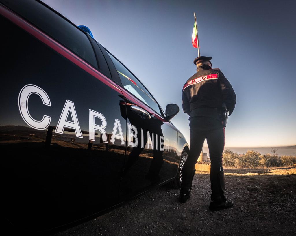 carabinieri finti poliziotti